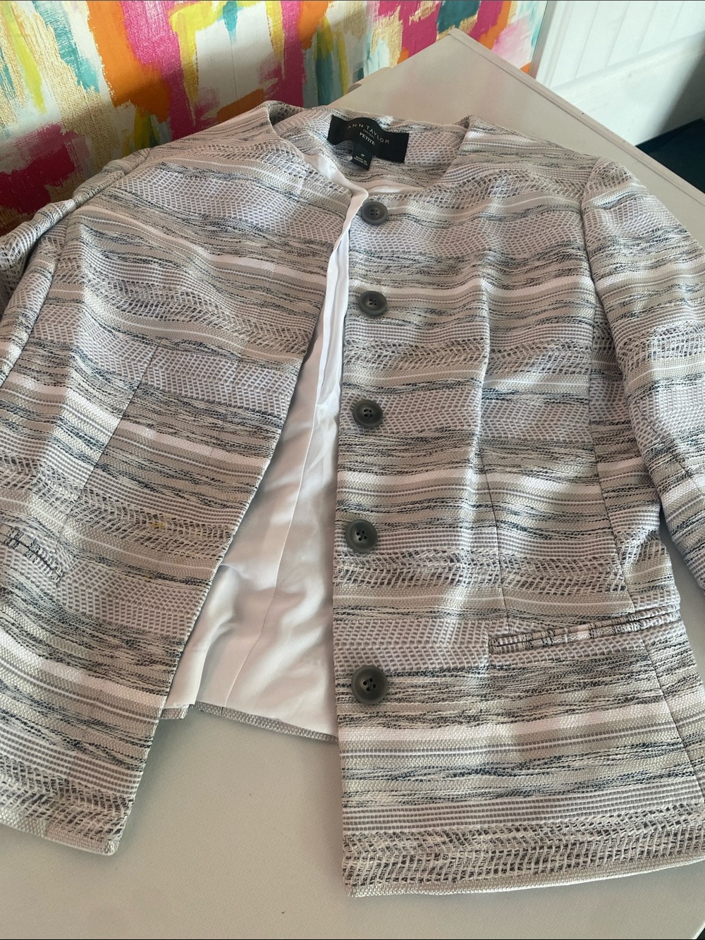 Ann Taylor Factory White/Gray Textured Button Blazer. Size 4P. Great condition.